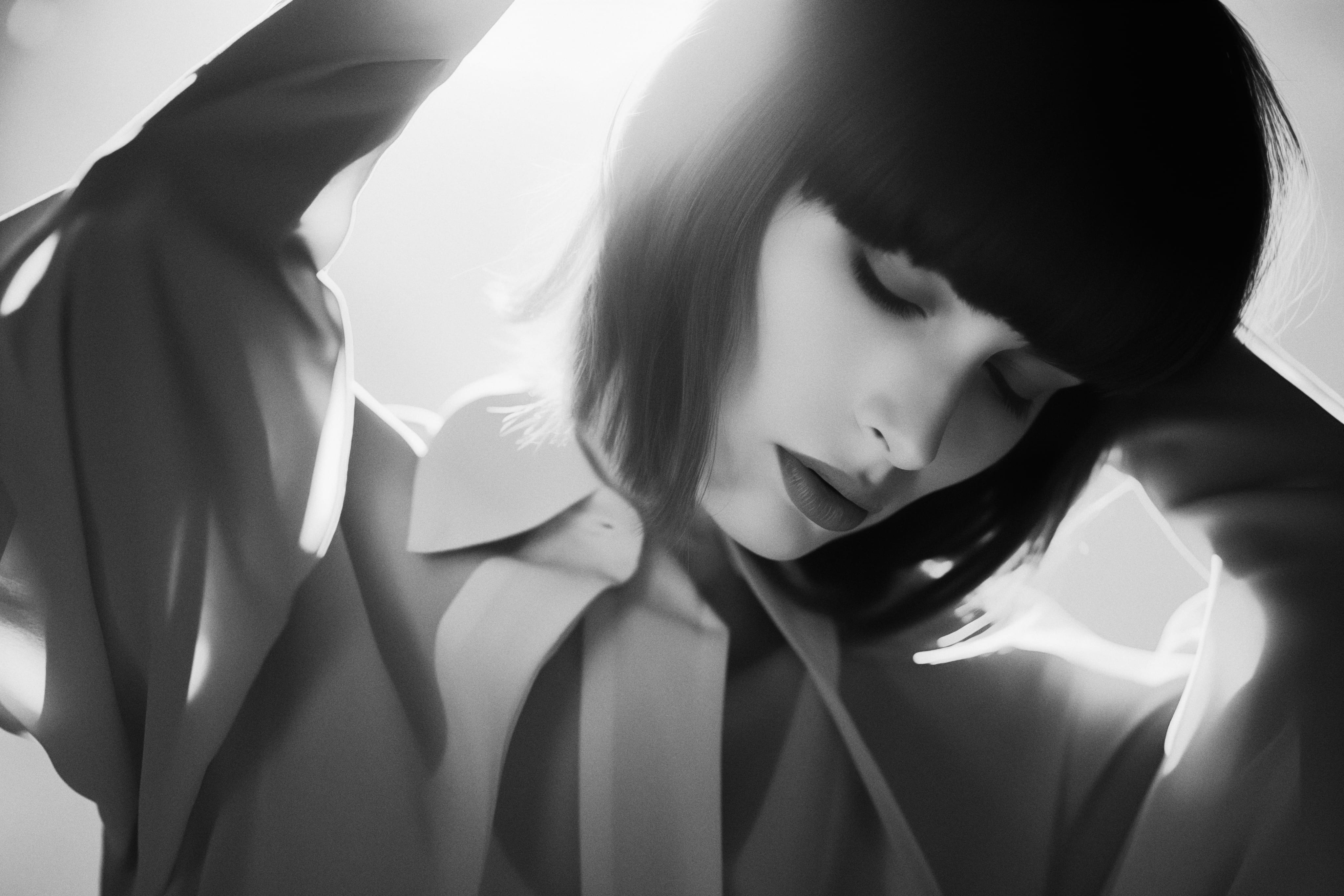NOIR ELEGANCE, frame R06