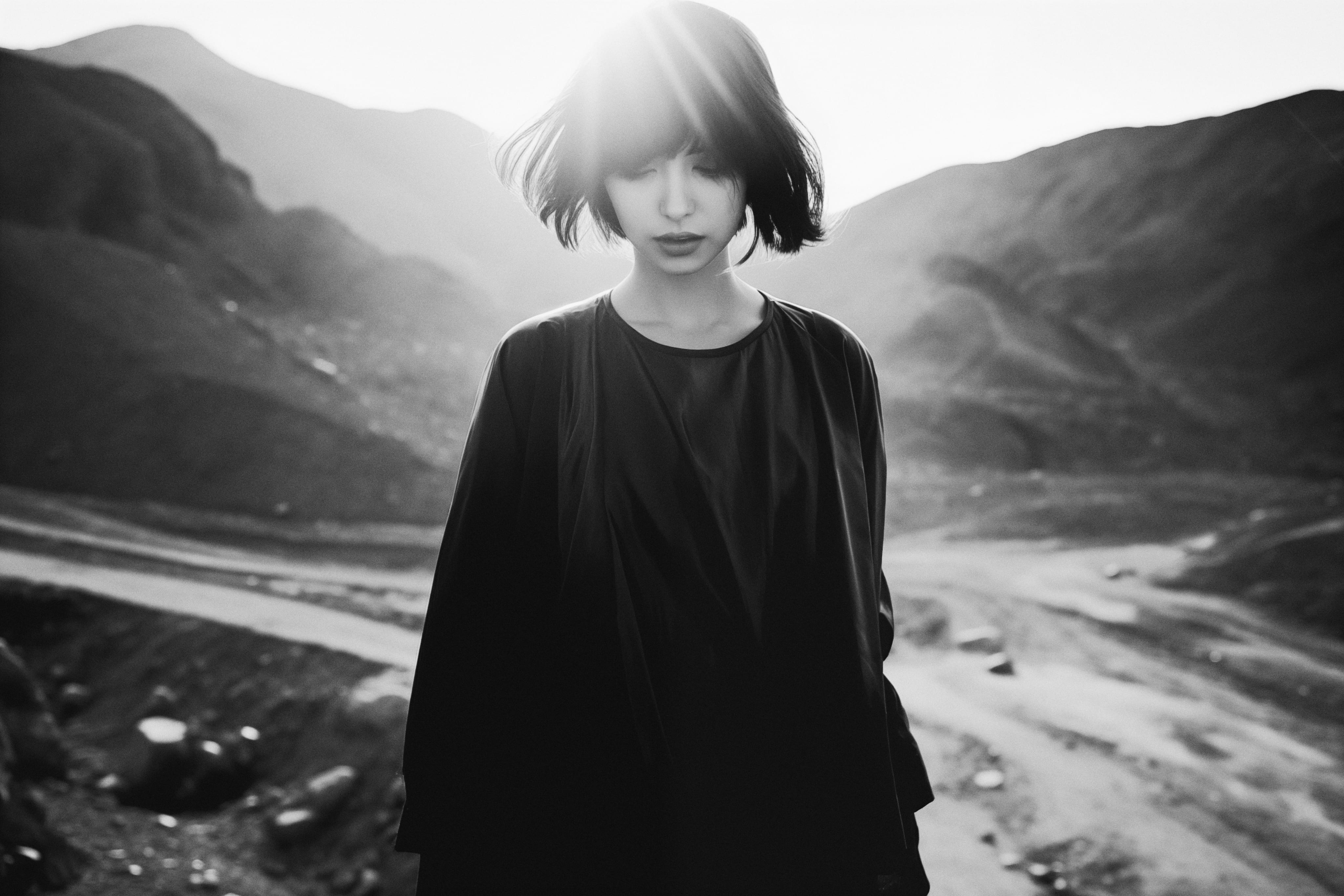 NOIR ELEGANCE, frame R28
